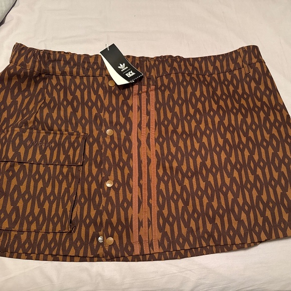 Ivy Park Plus Size Monogram Skirt - Picture 1 of 4